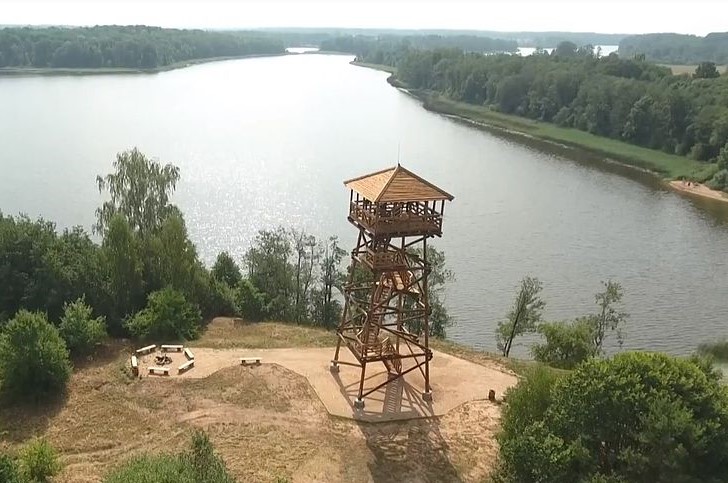 Observation tower of Lake Ciecere