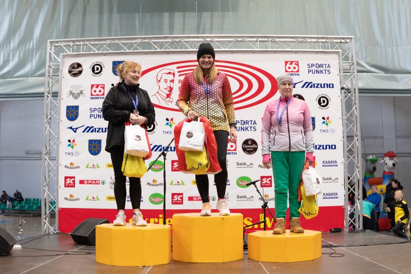 52774254449 94e7525251 O